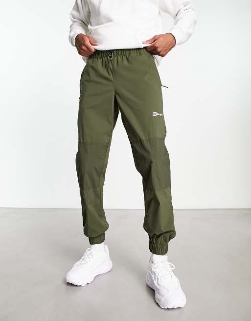 Columbia Corkspin cargo joggers in khaki exclusive to ASOS