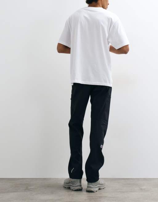 Berghaus Vantashell pants in jet black, 2 of 5