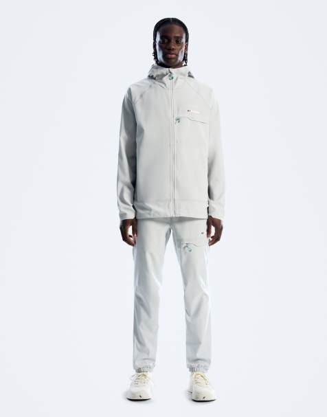 Berghaus Wavertree hooded jacket in stone - view 1