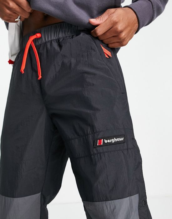 https://images.asos-media.com/products/berghaus-wind-pants-in-black-part-of-a-set/24118497-3?$n_550w$&wid=550&fit=constrain