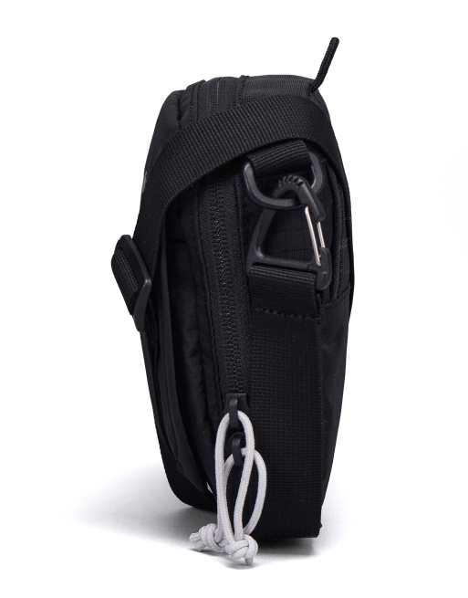 Berghaus – Xodus – Kleine Umhängetasche in Schwarz, 4 von 4