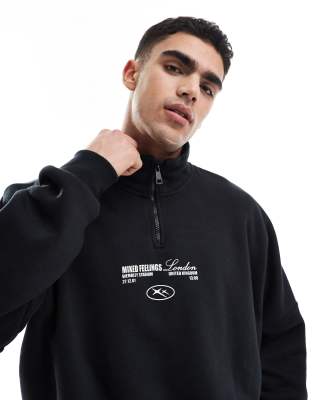 1/4 zip piped back printed sweatshirt in black