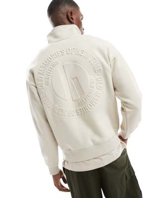 1/4 zip sweatshirt with emboss print in ecru-Neutral