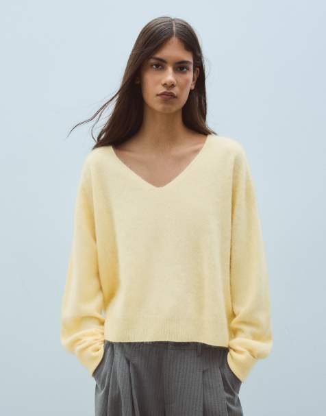 Bershka 100% wool v-neck jumper in yellow - view 1