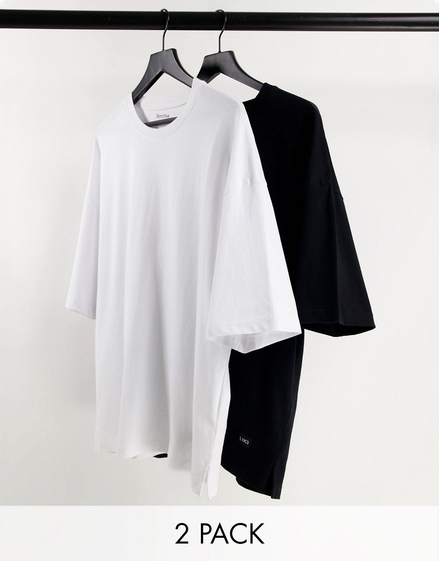 Bershka 2 pack oversize t-shirts in black and beige-Multi