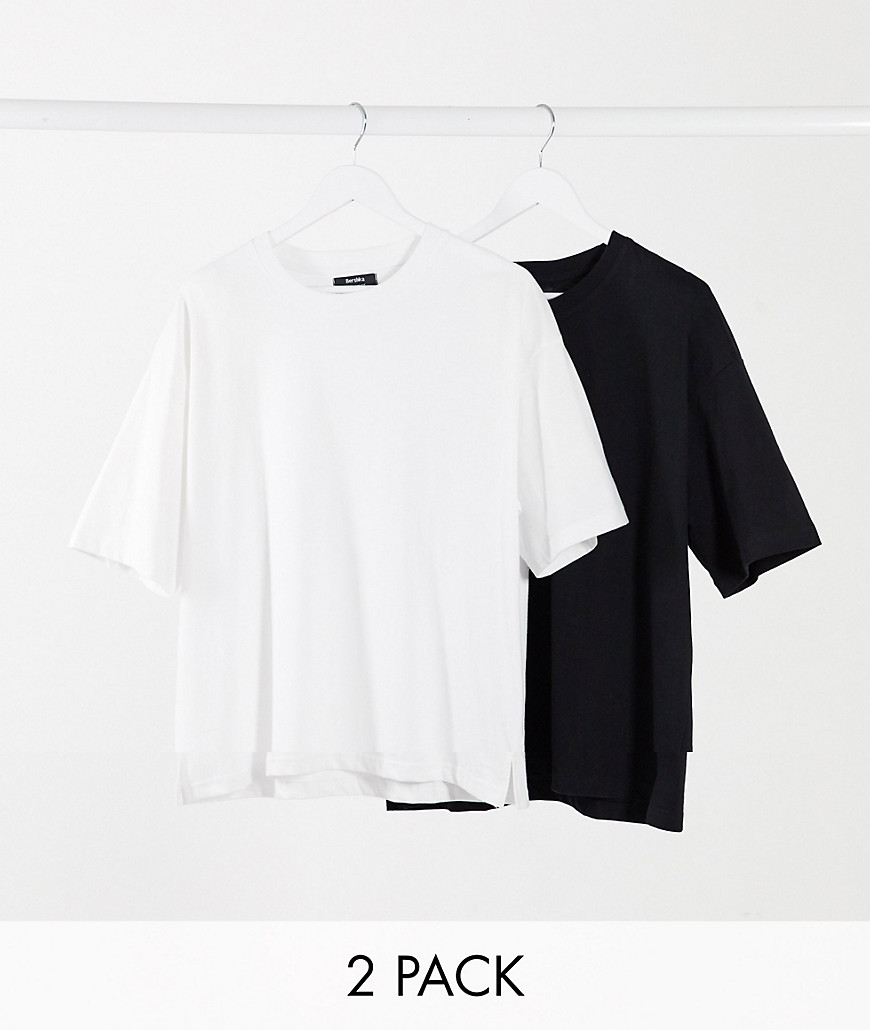 Bershka 2-pack oversized T-shirts in black and white-Multi