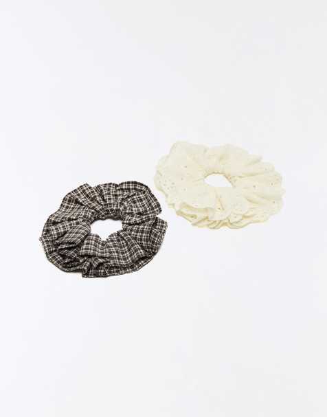 Bershka 2-pack swiss embroidered scrunchies in white - view 1