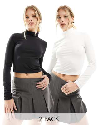 Bershka – 2er-Pack Rollkragen-Oberteile in Schwarz und Weiß