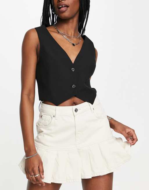 Bershka – 90er-Jahre Minirock in Ecru mit niedrigem Bund und Faltendetails