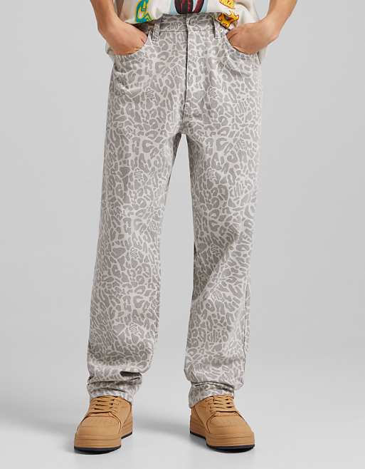 Bershka 90s baggy jeans in beige leopard print | ASOS Bershka 90s baggy jeans in beige leopard print | ASOS