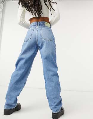 light wash 90s jeans