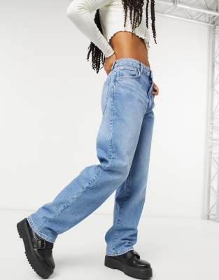 light wash 90s jeans