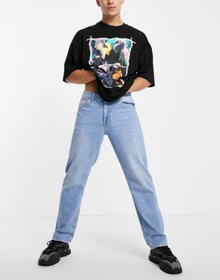 Bershka 90's fit jeans in mid blue - ASOS Price Checker