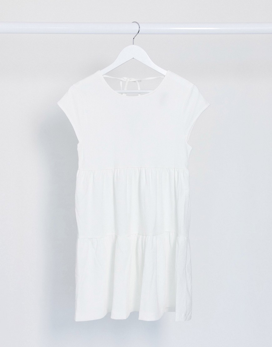 Bershka - Aangerimpelde mini-jurk met lagen in gebroken wit-Crème