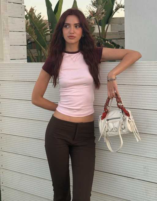 Bershka - Aansluitend T-shirt met raglanmouwen in roze, 4 van 6