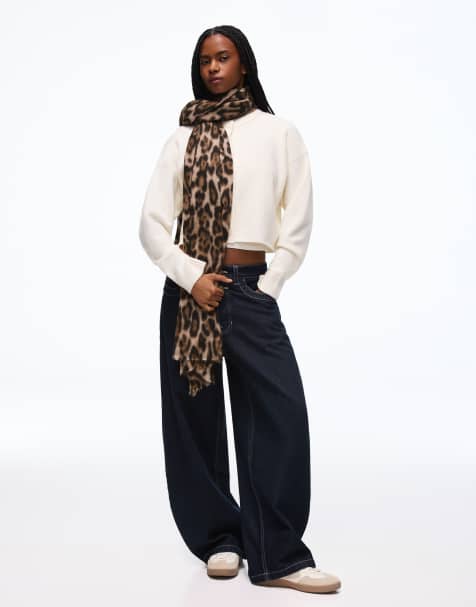 Bershka Animal print scarf in brown - view 1