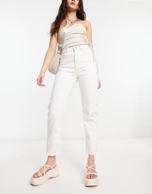 Bershka Ankle Length Slim Mom Jeans In White