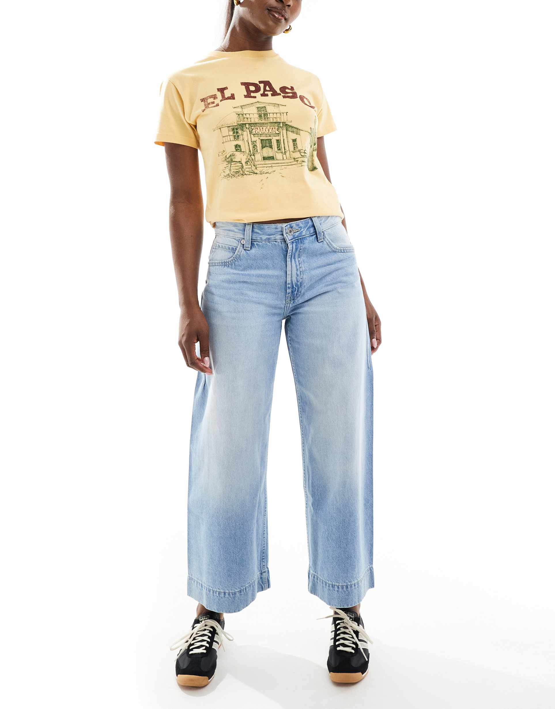 bershka ankle length wide leg jeans in mid wash