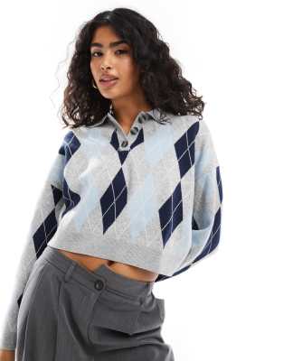 argyle checked polo neck sweater in gray