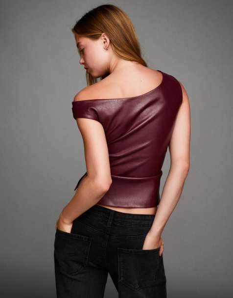Bershka Asymmetric leather effect top in burgundy - view 1