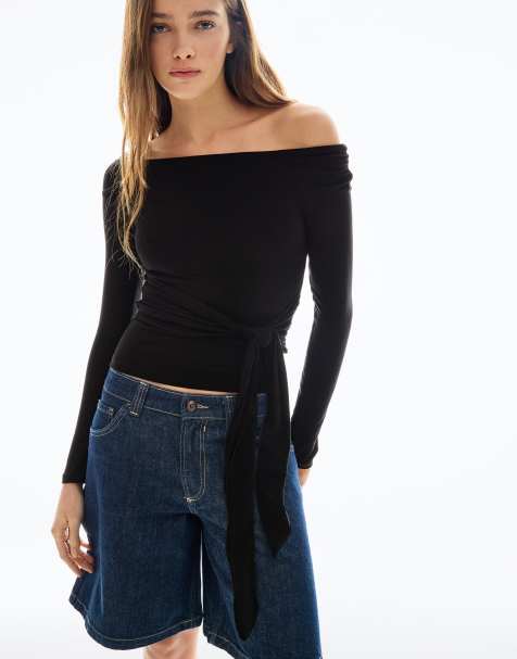 Bershka Asymmetric long sleeve t-shirt with tie in black - view 1