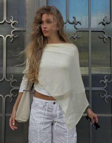 Bershka Asymmetric poncho in ecru - view 1