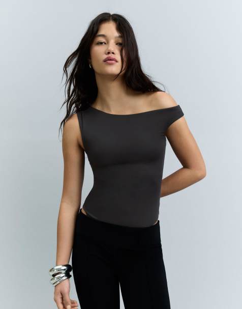 Bershka - Asymmetrische body met gerimpelde bandjes in zwart - view 1