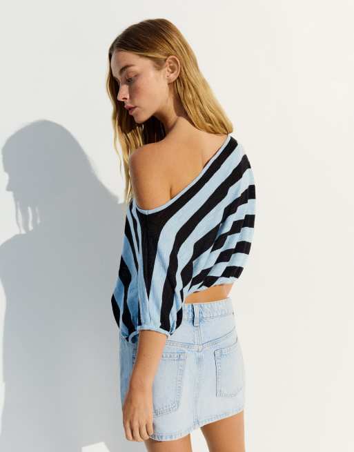 Bershka - Asymmetrische gestreepte trui in denim blauw, 2 van 3