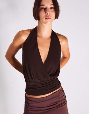 Bershka - Asymmetrische, kurzärmlige Bluse in Braun mit Print-Brown