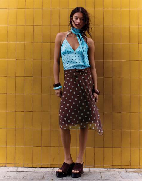 Bershka – Asymmetrischer Midirock in Braun mit Polka Dots - view 1