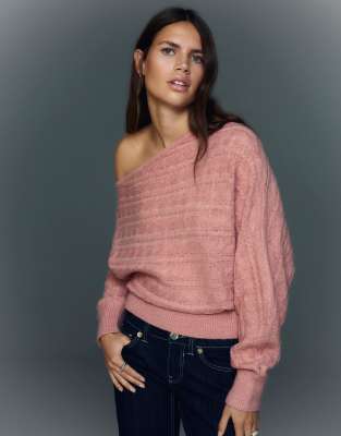 Bershka - Asymmetrischer Pullover in Rosa mit Flechtdesign