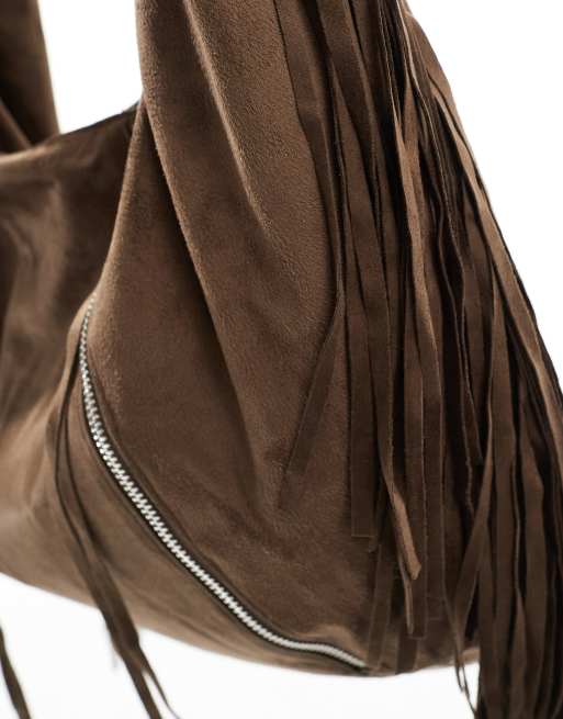 Bershka – Axelremsväska i mockaimitation med slouchy-stil och fransar , 3 av 4