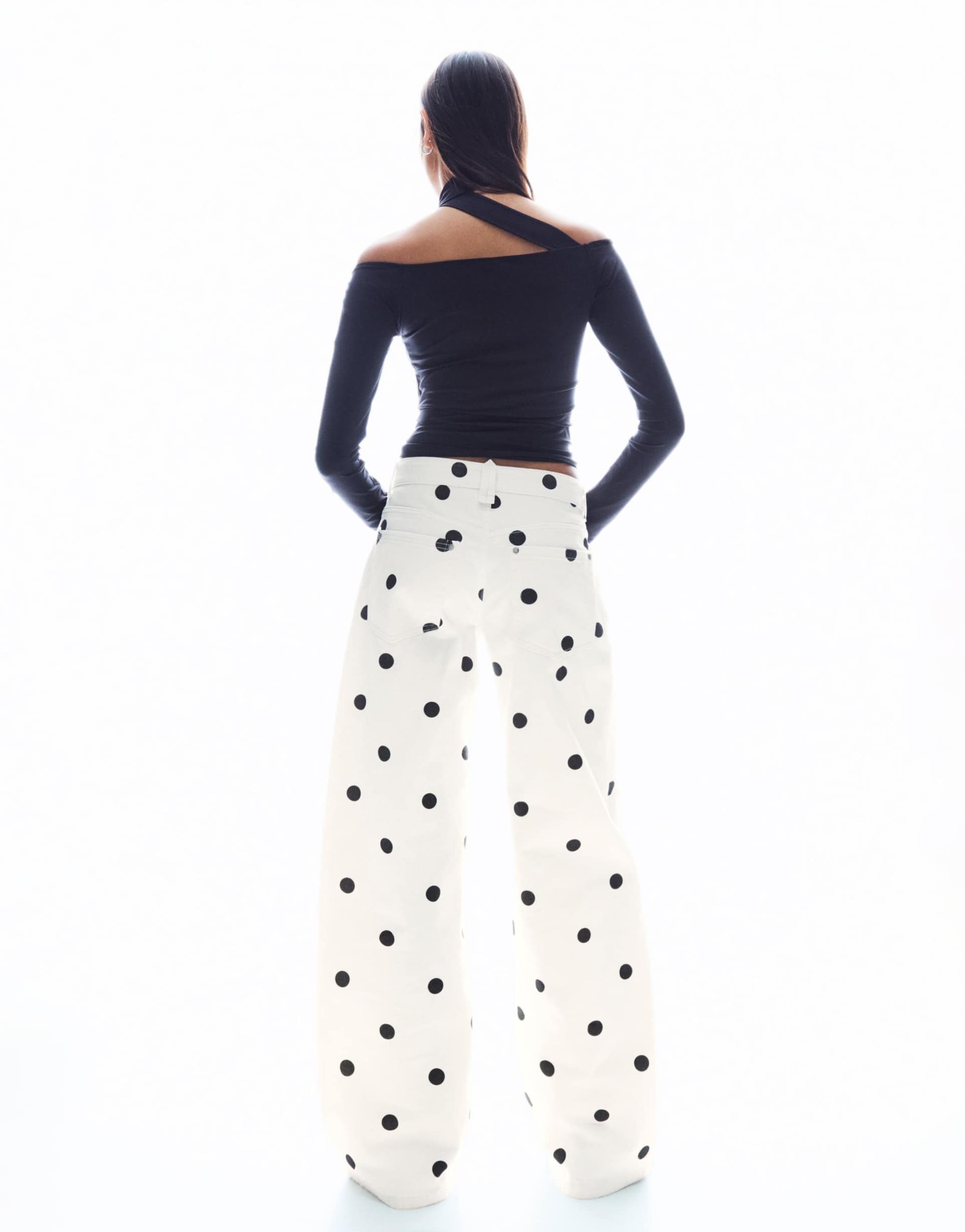 Bershka - Baggy broek met stippen in wit