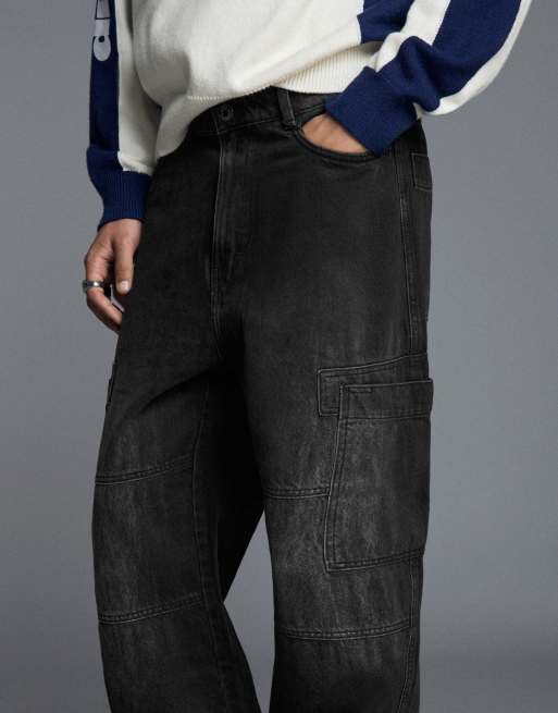 Bershka Baggy cargo jeans in black, 4 of 5