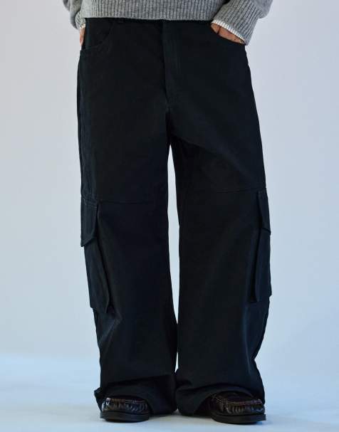 Bershka baggy cargobroek in blauw - view 1