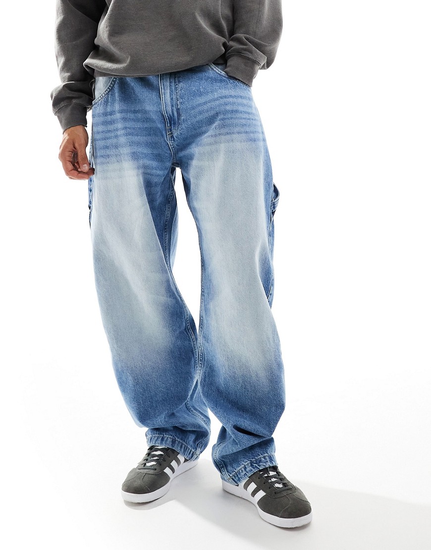 baggy carpenter jeans in mid washed blue