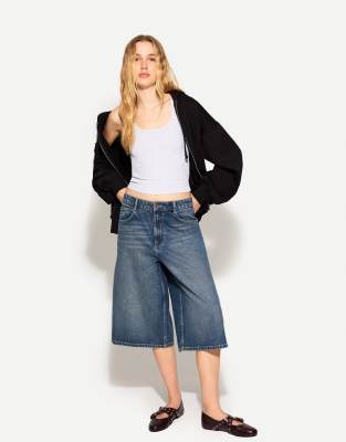 Bershka baggy denim bermuda jorts in denim blue - view 1