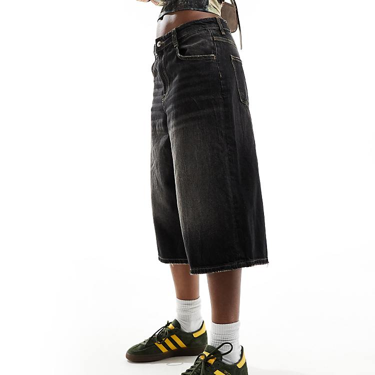 Bershka baggy denim jorts in dirty black | ASOS Bershka baggy denim jorts in dirty black | ASOS