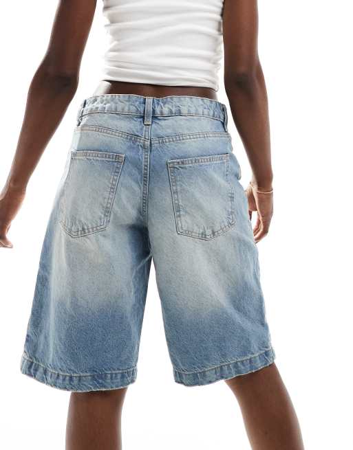 Bershka - Baggy denim short met lange pasvorm in lichte wassing blauw, 4 van 5