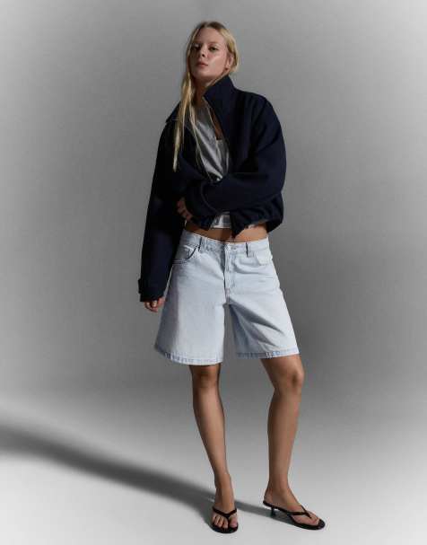 Bershka Baggy denim shorts in mid blue - view 1