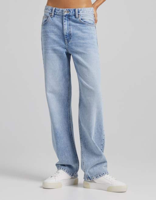 Bershka - Baggy jeans met lage taille in jaren 90-stijl in vintage blauw