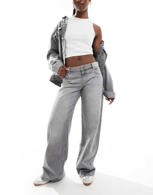Bershka - Baggy jeans met wijde pijpen in grijs met wassing