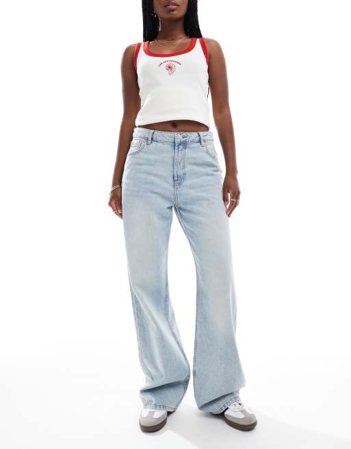 Bershka - Baggy jeans met wijde pijpen in lichtblauw met 'dirty' wassing