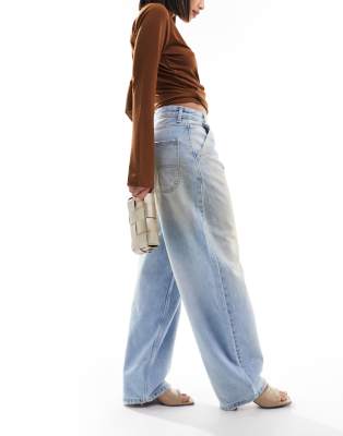 【SCENERITY】Drick Washed Wide Jeans Bershka super washed wide leg baggy jeans in dirty wash | ASOS