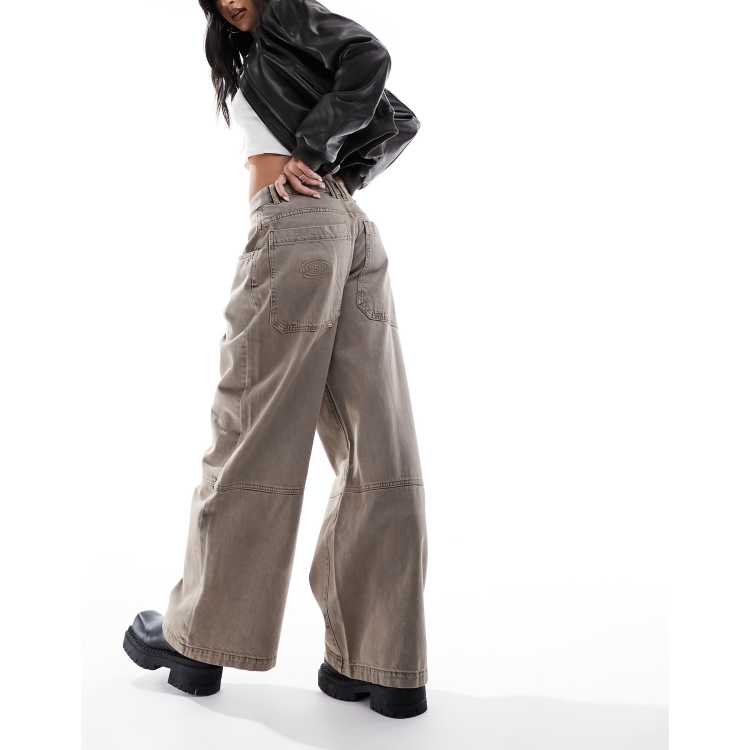 206074495-1-brown?$n_750w$&wid
