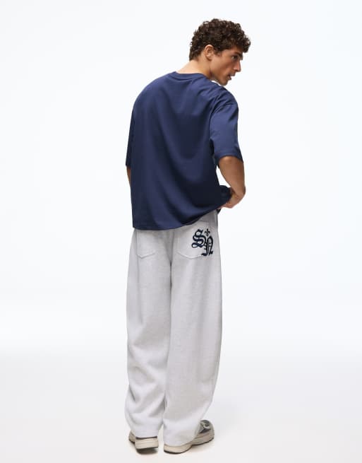 Bershka ballonbroek met wafelstructuur en 3D-borduursel in lichtgrijs, 4 van 5
