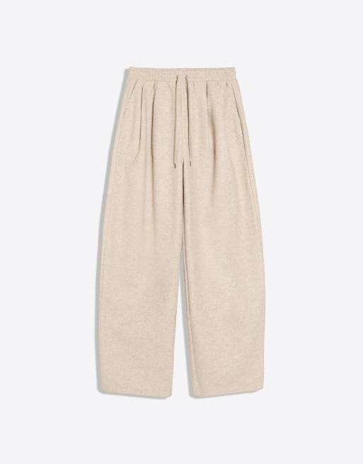 Bershka Ballonfalten-Hose im Tailoring-Stil in Stone, 5 von 5