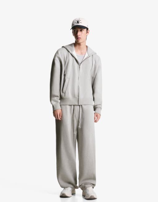 Bershka – Balloon-Fit-Hose in Hellgrau