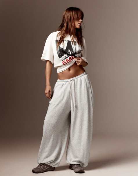 Bershka Balloon fit plush trousers in light grey - view 1