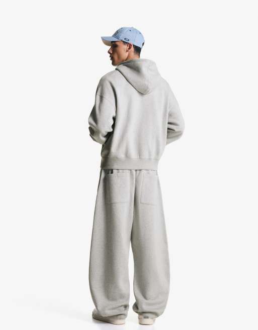 Bershka Balloon fit joggers in light grey